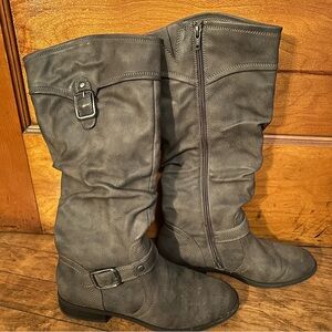 White Mountain Charcoal Heeled Boots